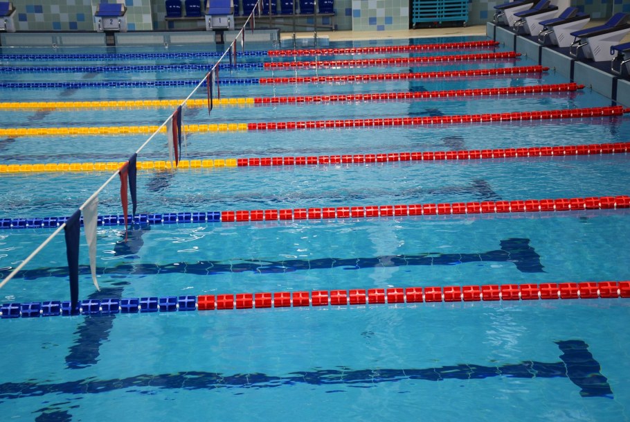 Водный мир бассейн Энгельс Степная