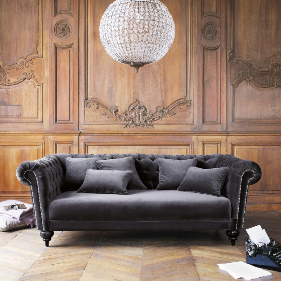 Мягкая мебель из бархата