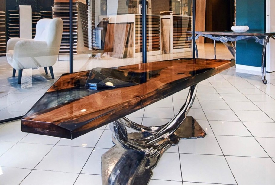 Столы из капового дуба