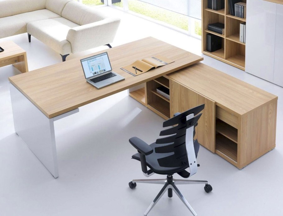 Современный офисный стол