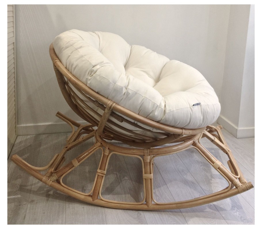 Кресло качалка в современном стиле