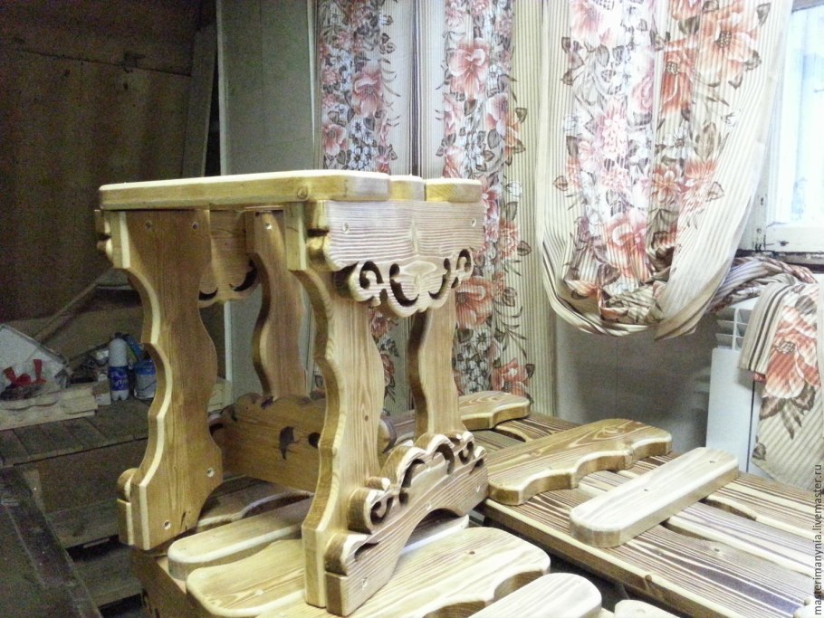 Скамейка под старину