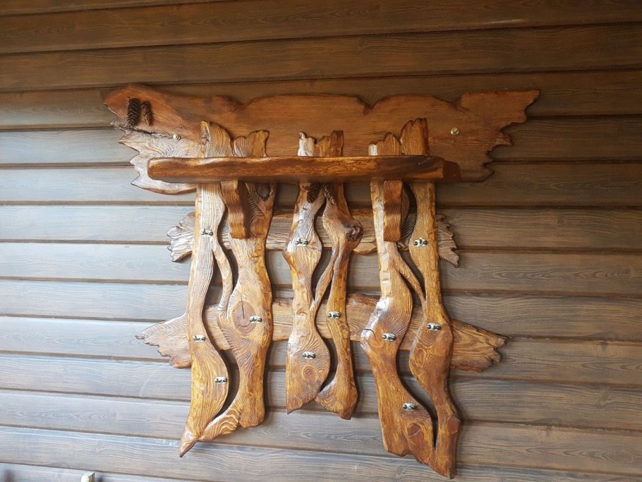 Резные лавки и столы