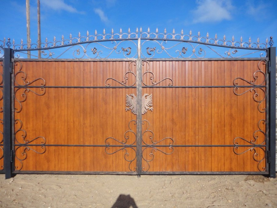 Кованые ворота 2022