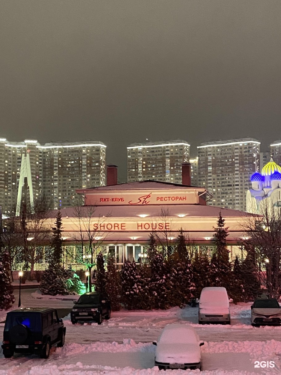 Крокус фитнес бассейн летний