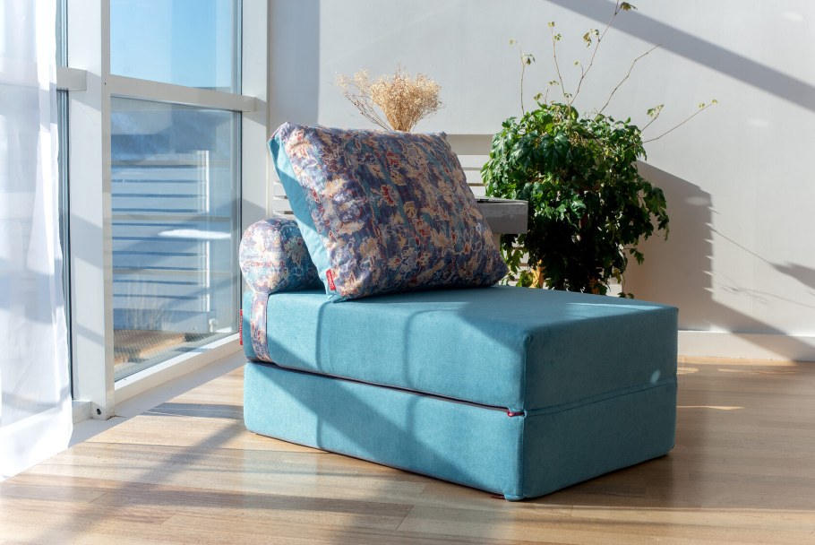 Кресло кровать для маленькой комнаты