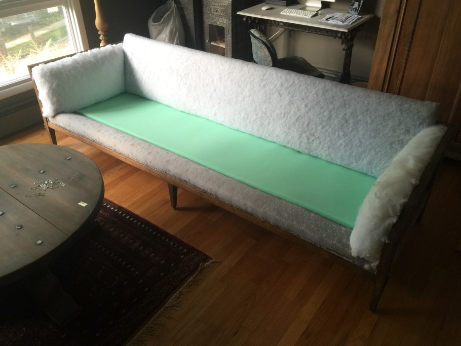 Обивка мягкой мебели