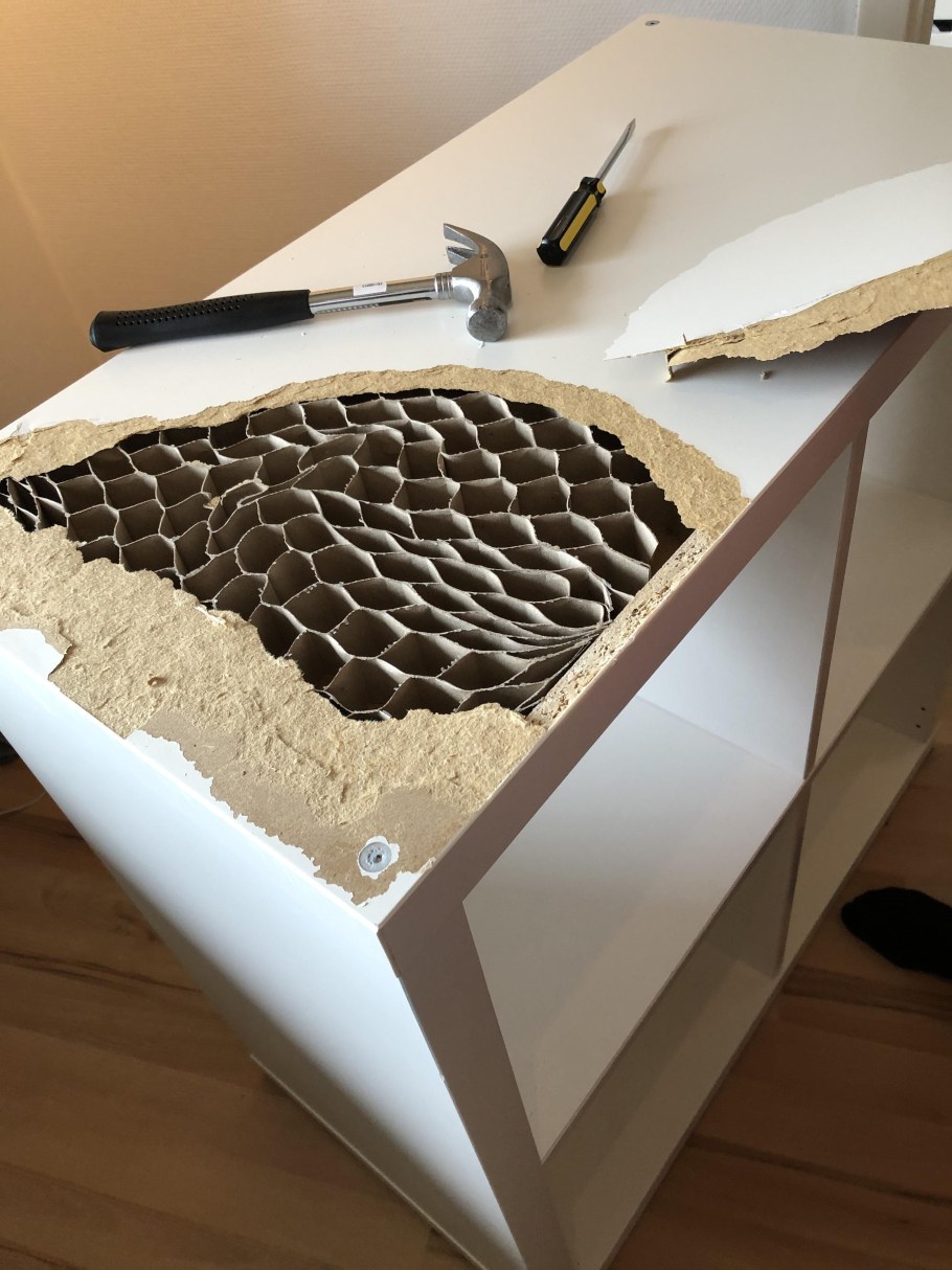 Стол ЛАКК икеа внутри