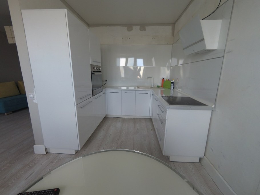 Кухня в нише буквой п