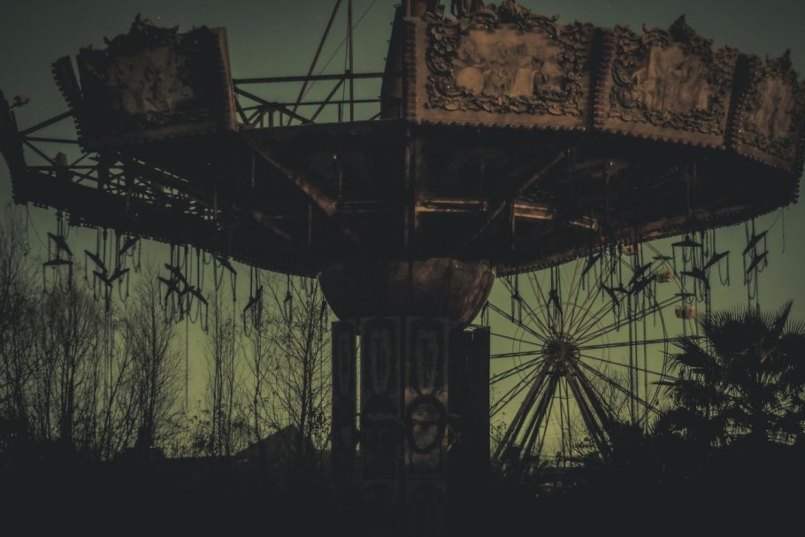 Заброшенный парк развлечений Диснейленд