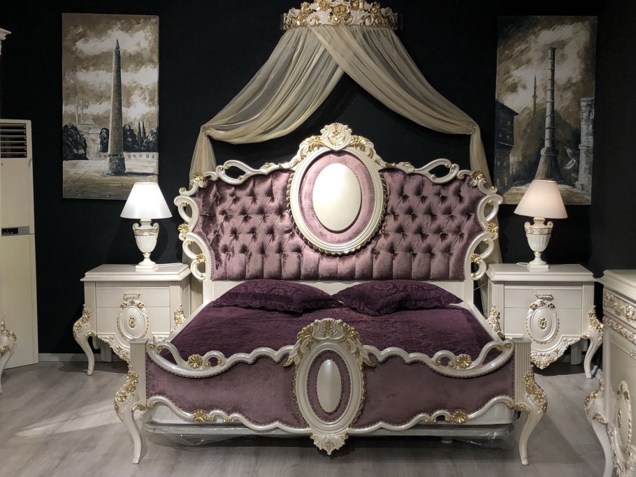 Современная мебель в стиле Барокко