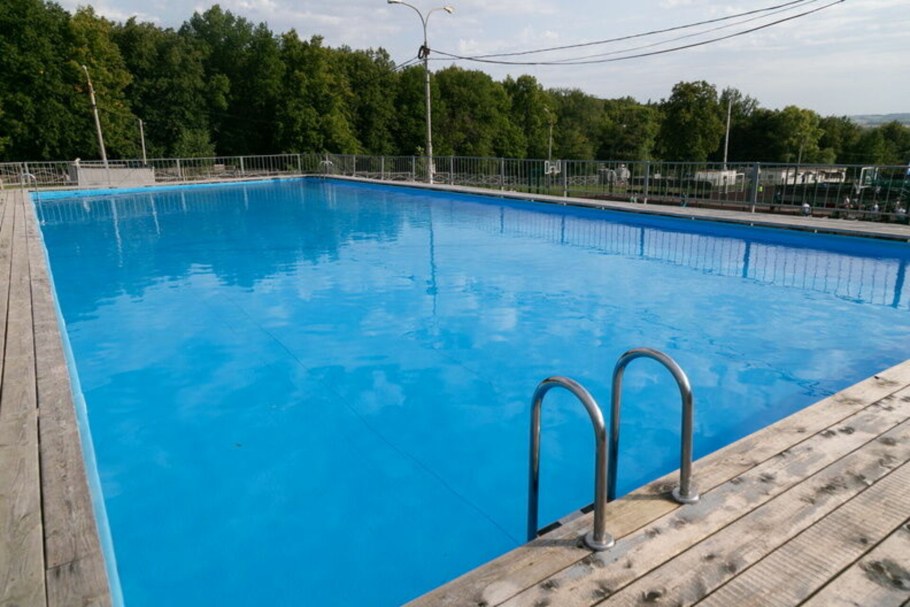Парк отель Солнечный открытый бассейн