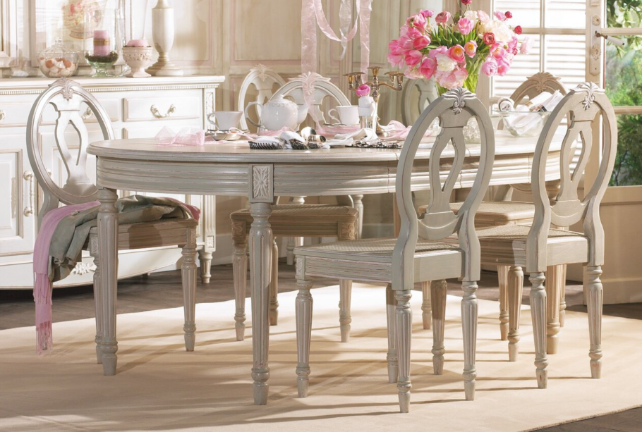 Книжный шкаф в стиле Кантри