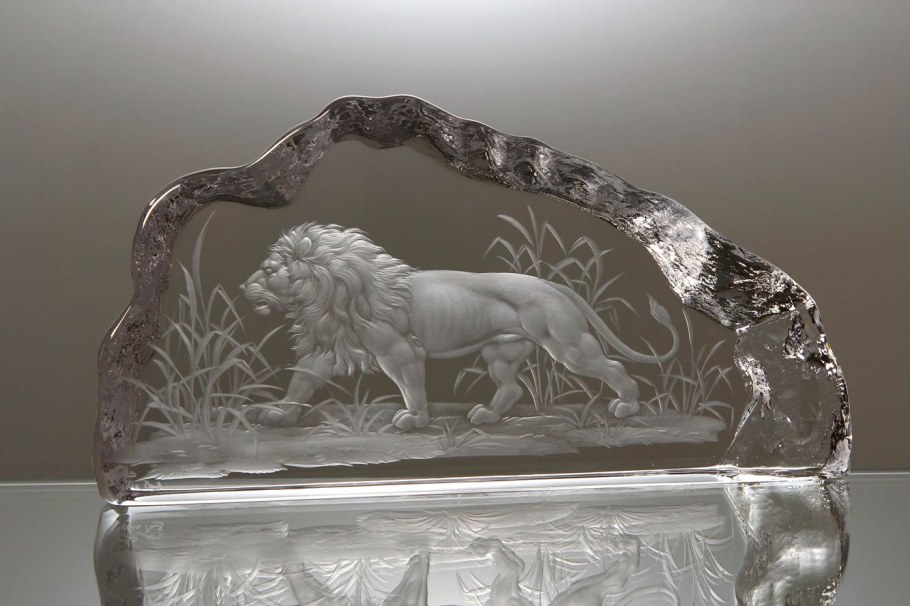 Лазерная гравировка на стекле