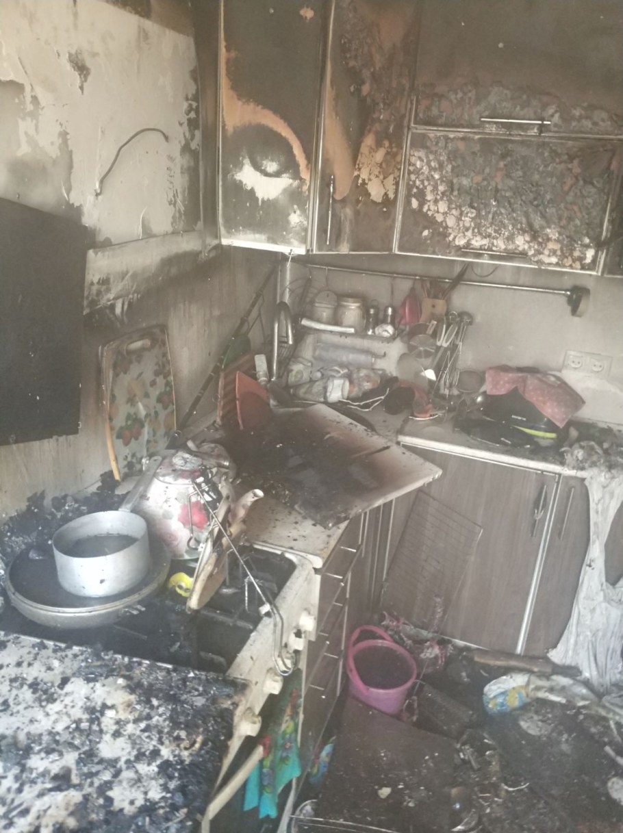 Подпаленная кухня