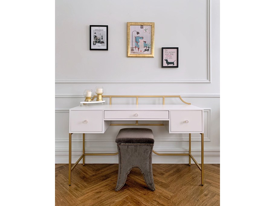 Селена Пинк стол