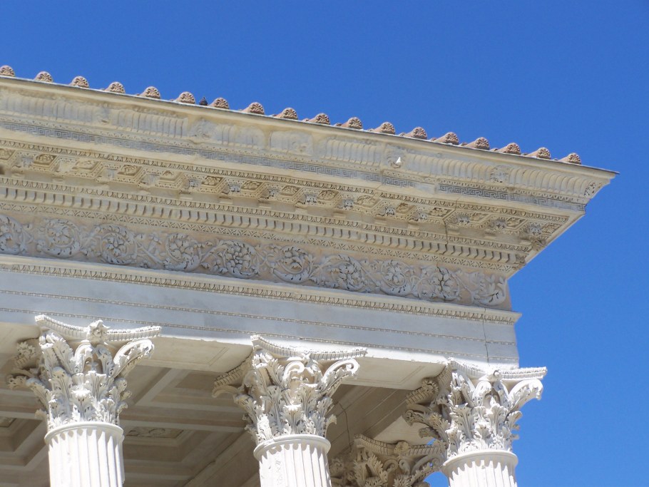 Карнизы АРХИКАМЕНЬ