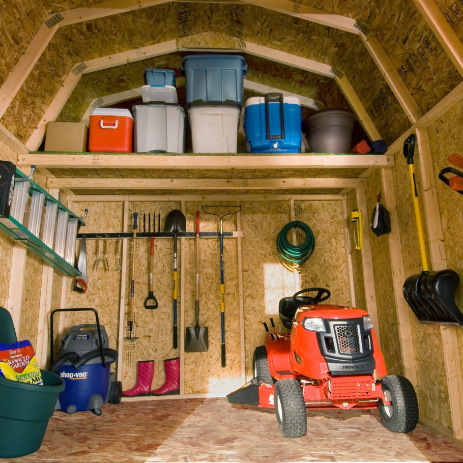 Сарай-мастерская для дачи