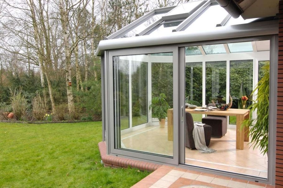 Остекление веранды Слайдорс