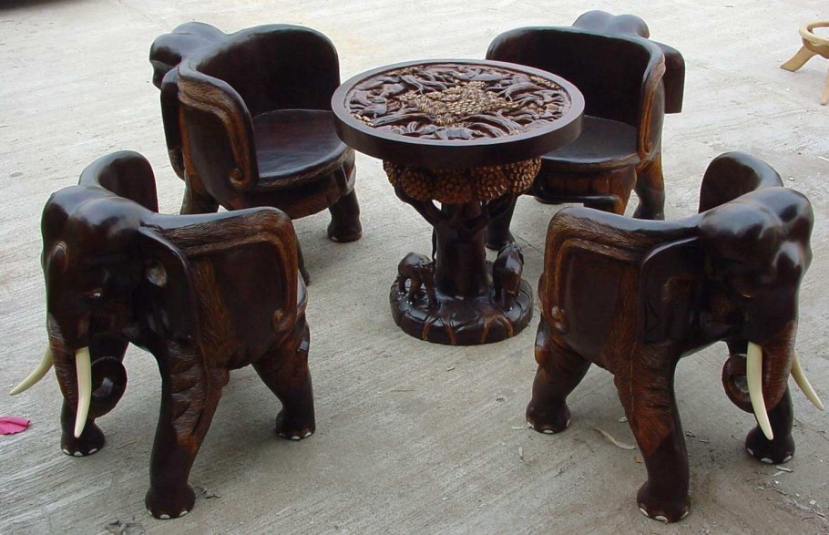 Прикольная мебель из дерева