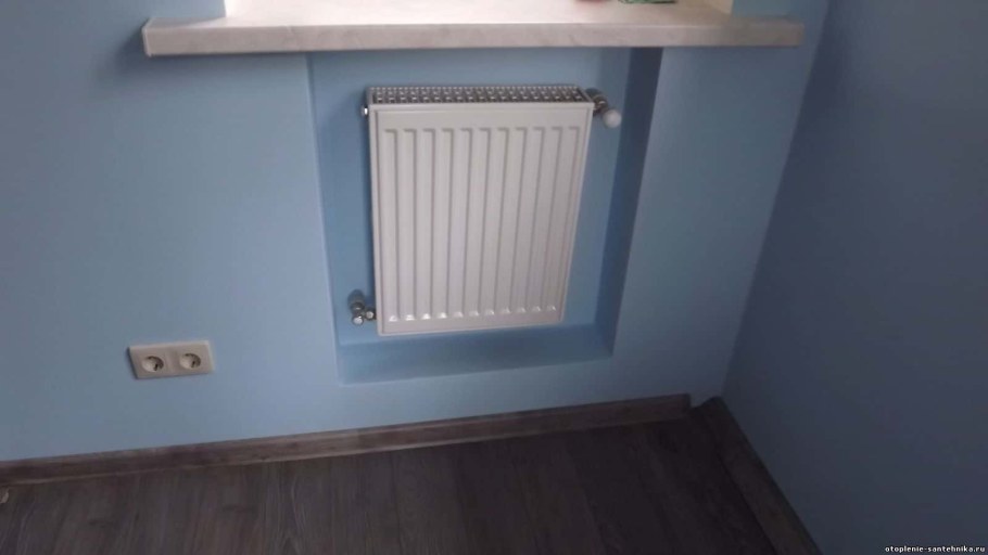 Плитка за радиатором отопления