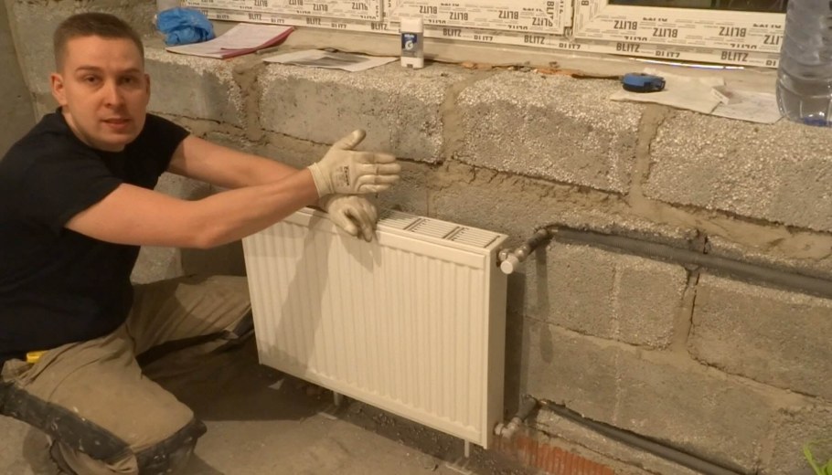 Батарея за гипсокартоном