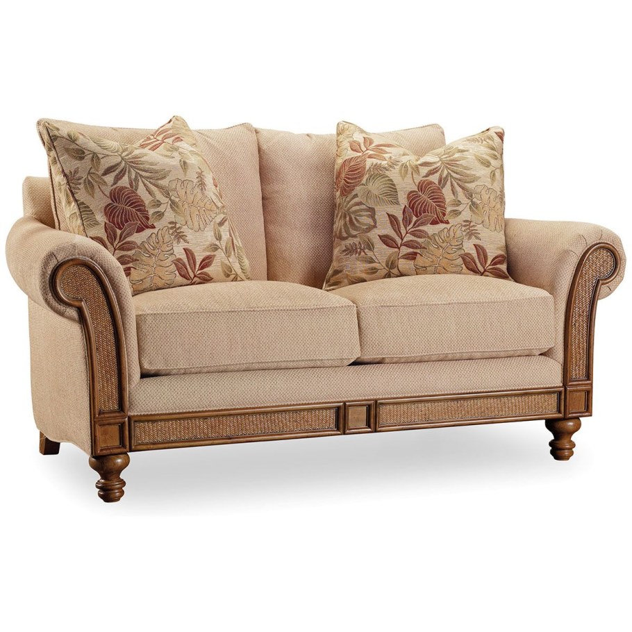 Диван двухместный классика