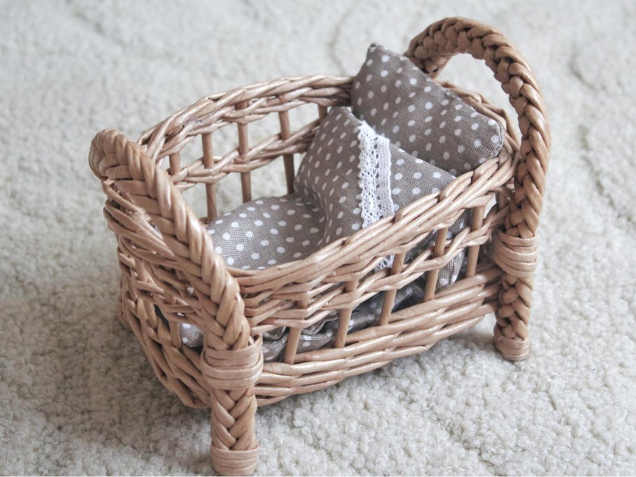 Плетеная мебель из газетных трубочек