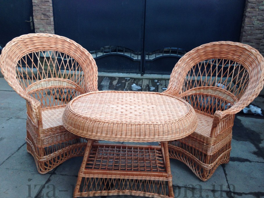 Плетеный комод