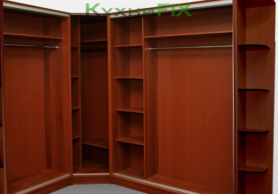 Встроенный угловой шкаф купе