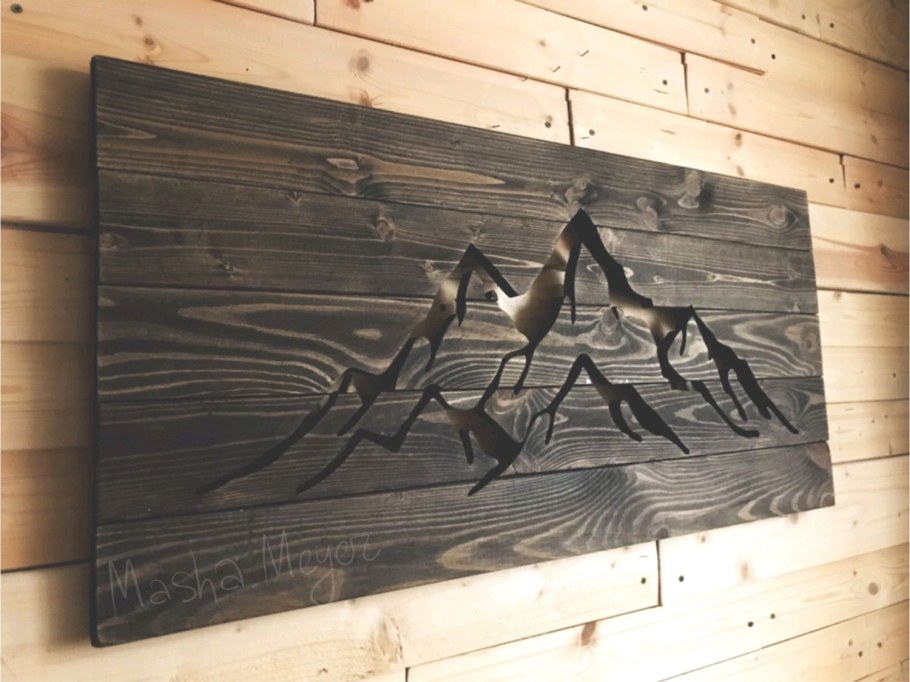 Деревянное панно на стену