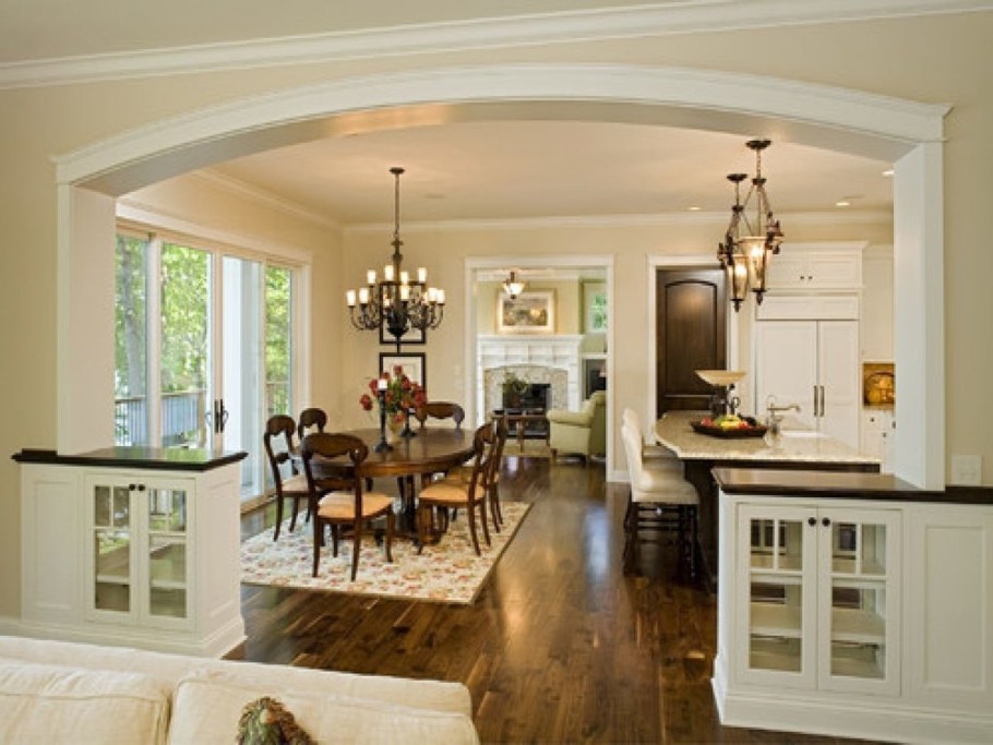 Столовая гостиная в частном доме