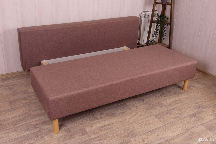 Диван Лена 140 дн (пружинный блок с деревянной накладкой)