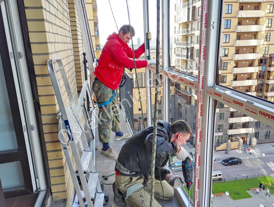 Крепление стеклопакетов балкон