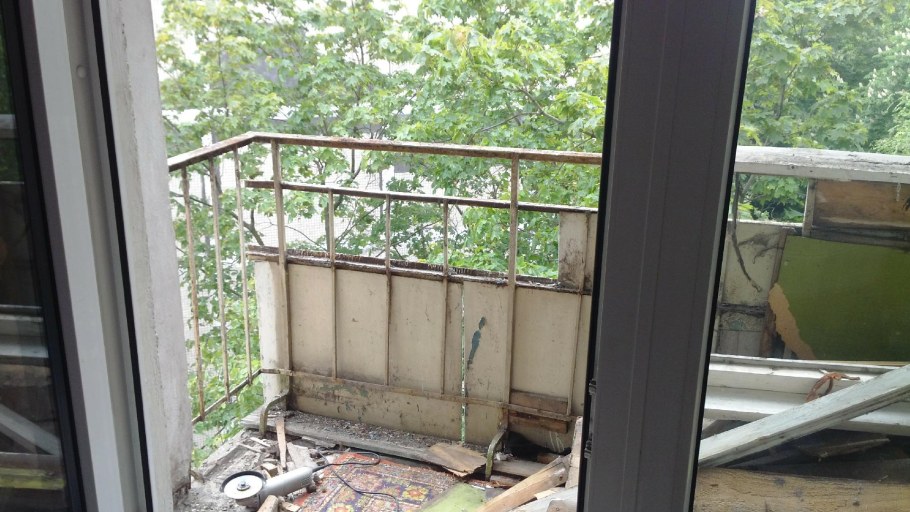 Монтаж балкона