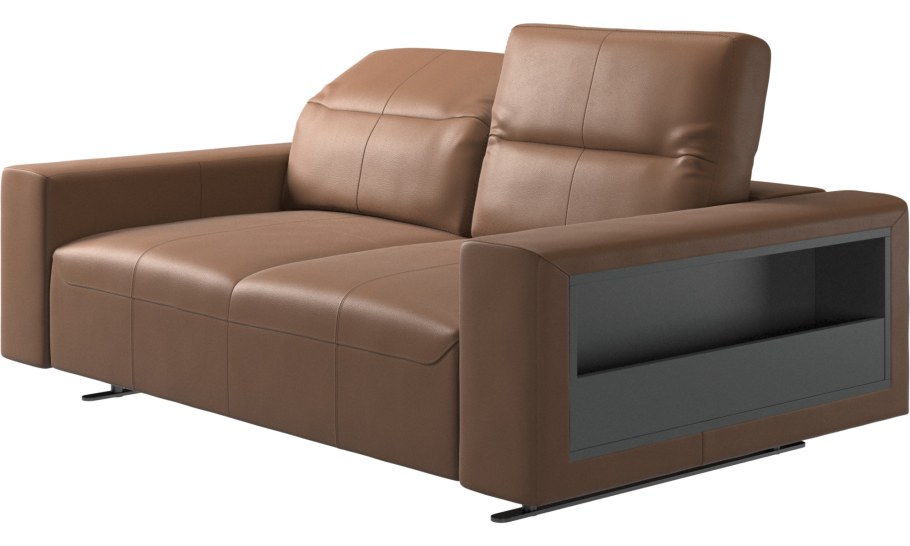 Диван с регулируемыми подлокотниками и спинкой