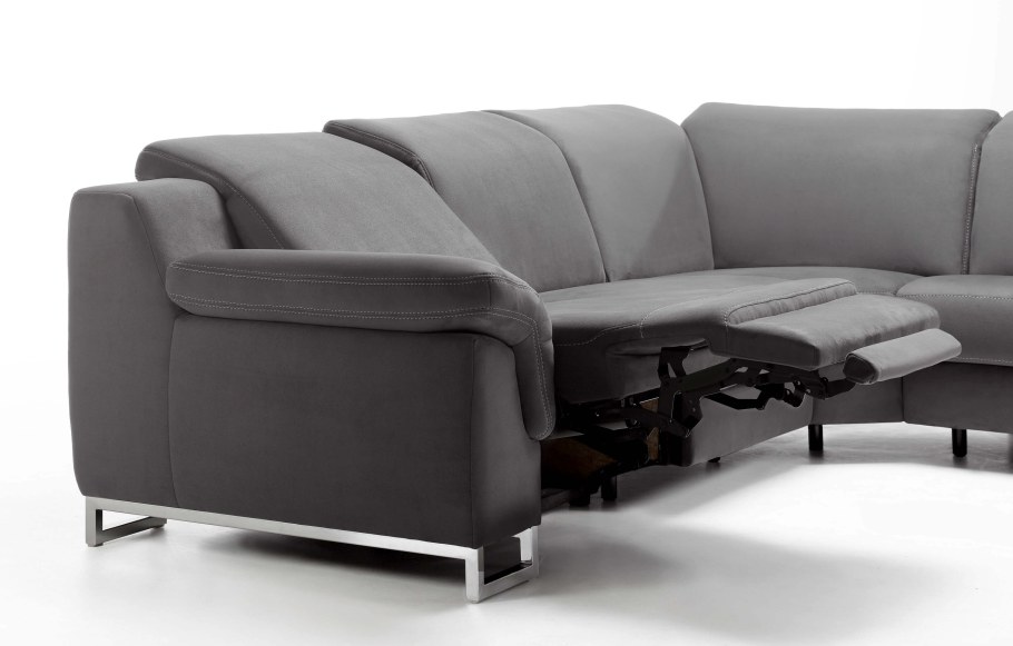 Диван с регулируемым изголовьем