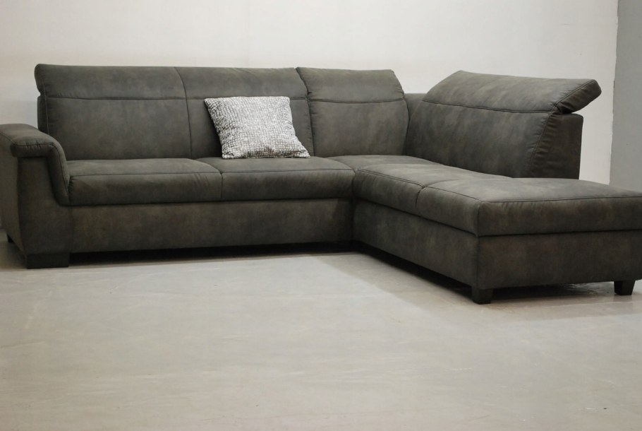 Диван с реклайнером м833