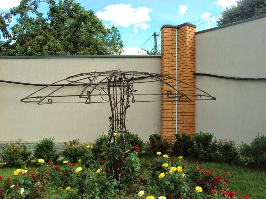 Опоры для плетистых роз