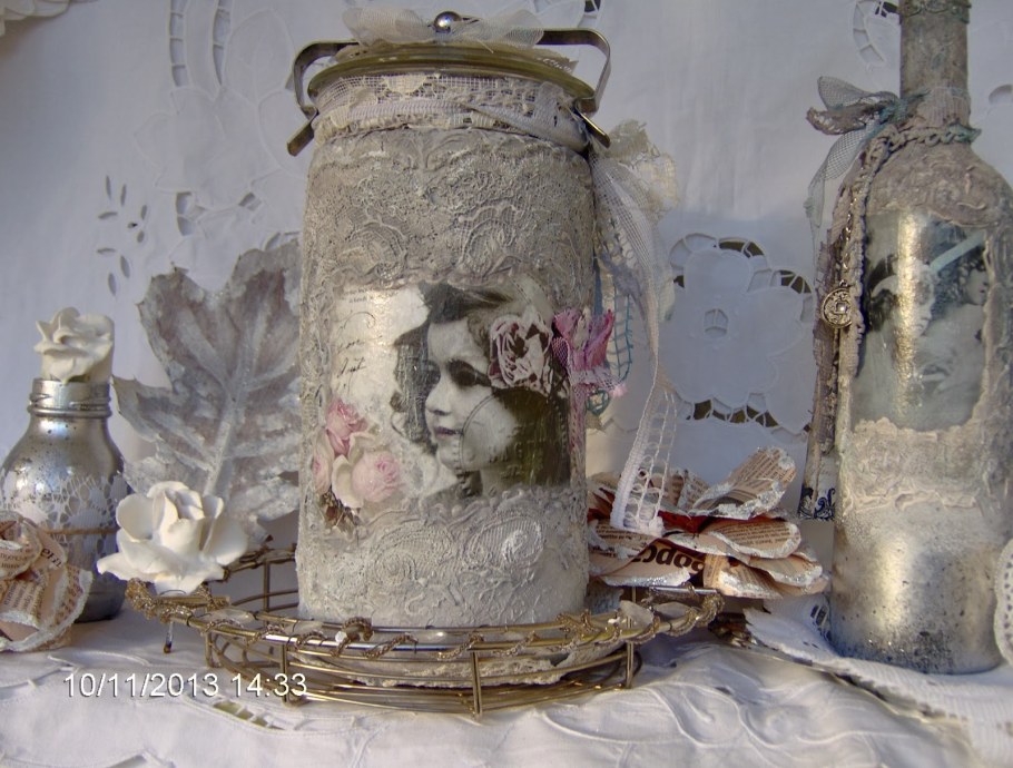 Декупаж бутылки в винтажном стиле