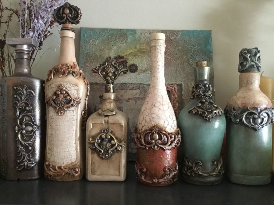 Бутылка в винтажном стиле