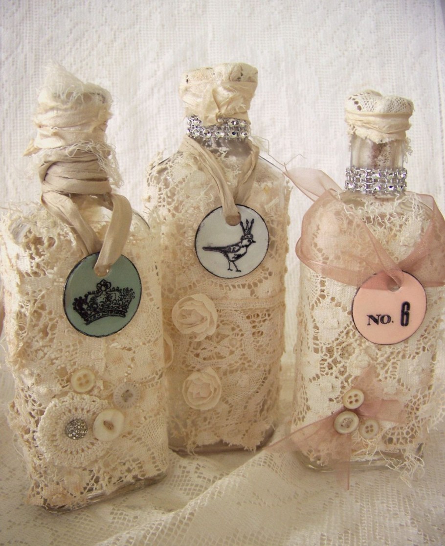 Бутылка в винтажном стиле