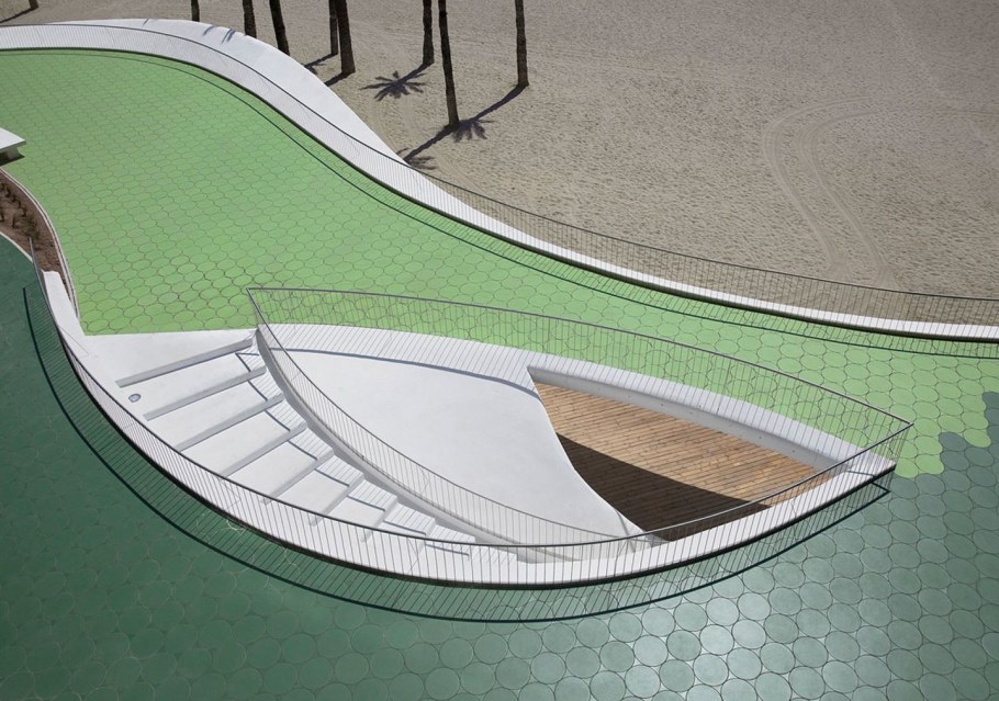 Лестница с пандусом