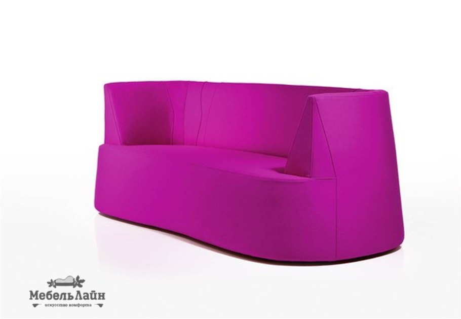 Диван со съемным чехлом на металлическом каркасе