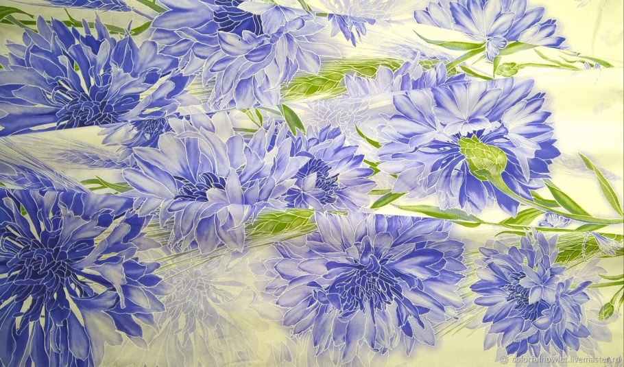 Ткань скатывается по плечам