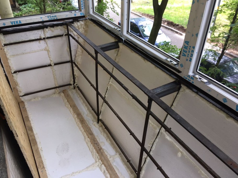 Балкон с выносом