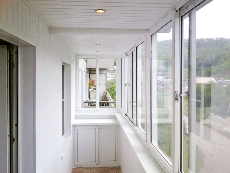 Раздвижное остекление slidors