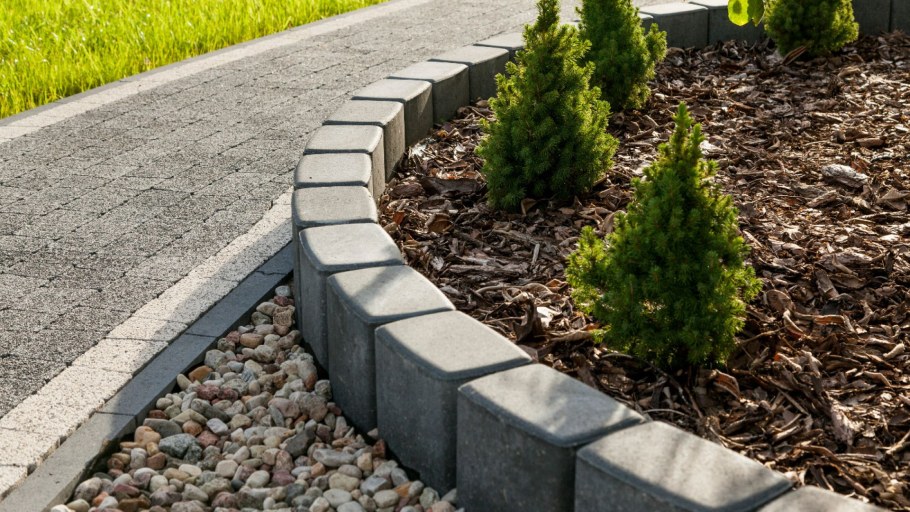 Бордюры для клумб из бетона