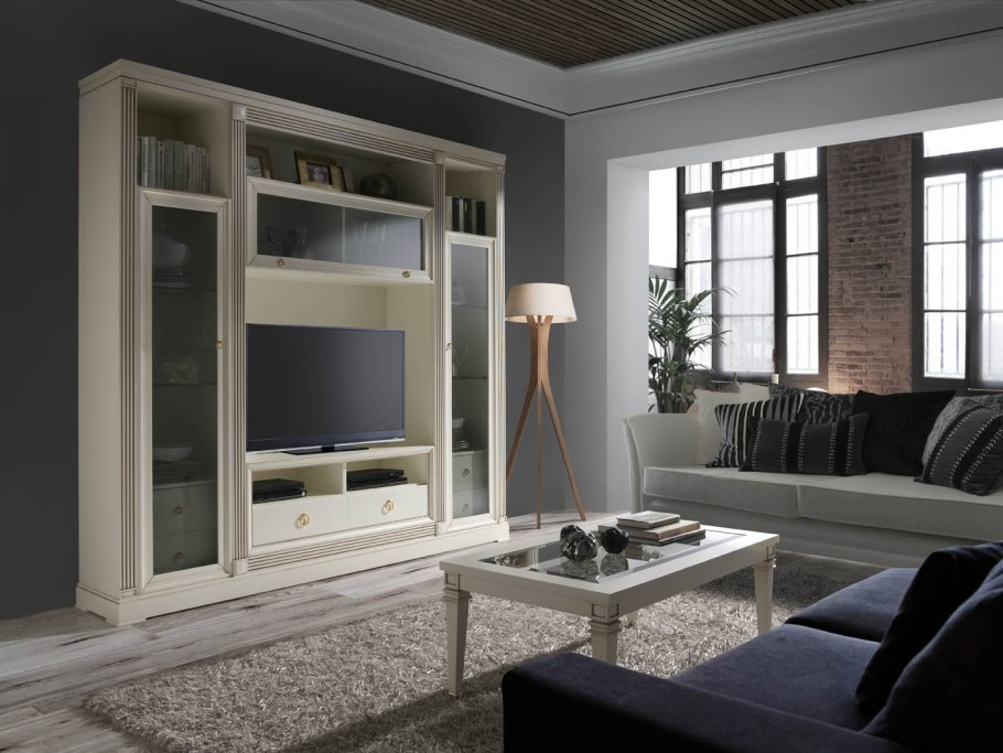 Monrabal Chirivella витрина Titanic