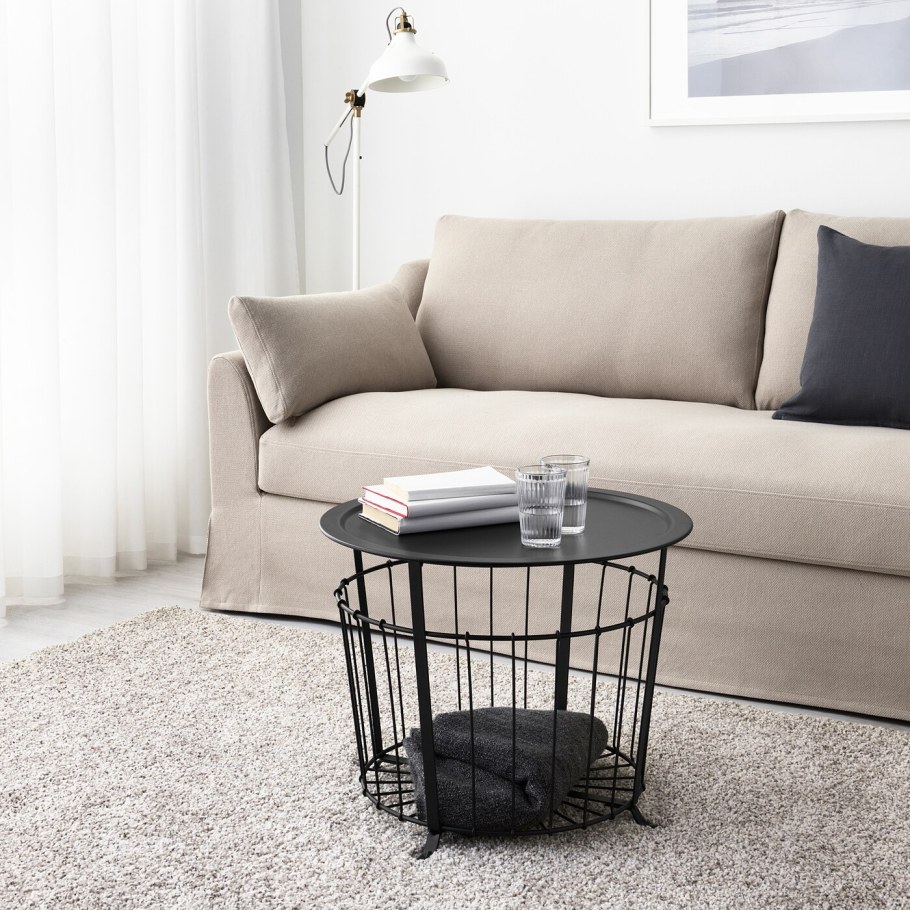 Столик ЛИНДВЕД икеа в интерьере